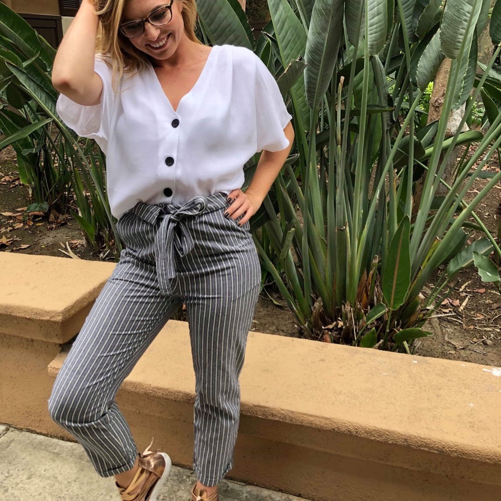 Stripe pants with belt